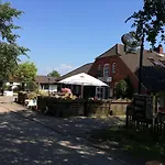 Prázdninový dům Urlaub Beim Kaeptn! Freistehendes Premium Nordsee-ferienhaus Mit Fahrraedern, Stellplatz Und Garten, 150m Zur Nordsee