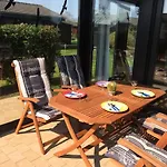 Urlaub Beim Kaeptn! Freistehendes Premium Nordsee-ferienhaus Mit Fahrraedern, Stellplatz Und Garten, 150m Zur Nordsee Butjadingen