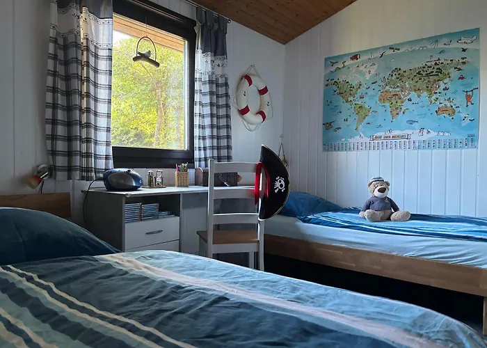 Prázdninový dům Urlaub Beim Kaeptn! Freistehendes Premium Nordsee-ferienhaus Mit Fahrraedern, Stellplatz Und Garten, 150m Zur Nordsee Butjadingen